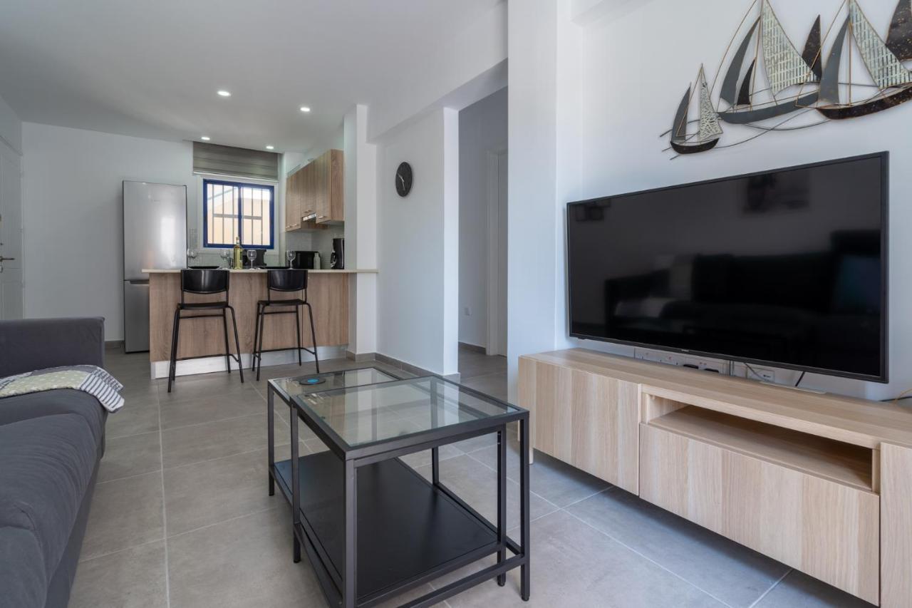 Odyssey - Captivating 2-Bedroom Retreat In Λάρνακα Εξωτερικό φωτογραφία